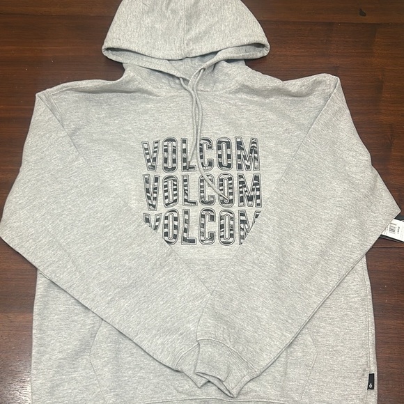 Volcom hoodie nwt LOW PRICE!!!! - Picture 2 of 2
